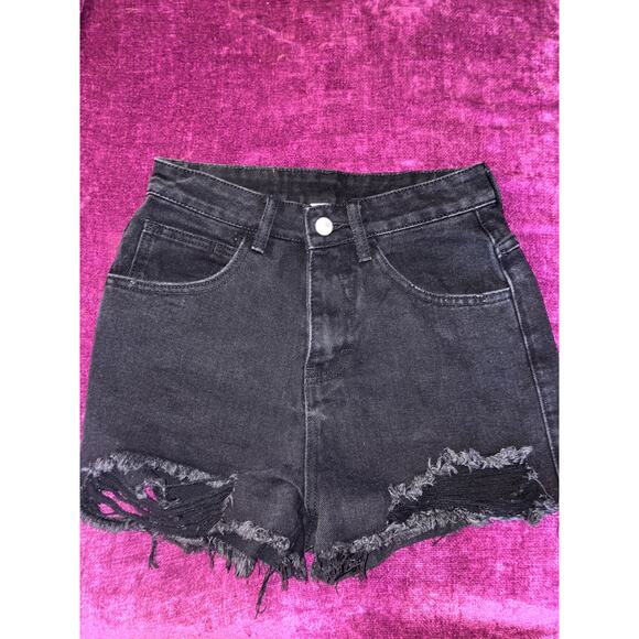 PRINCESS POLLY High Rise Black Denim Cut Off Shorts Distressed US Size 2 GRUNGE - Picture 1 of 8